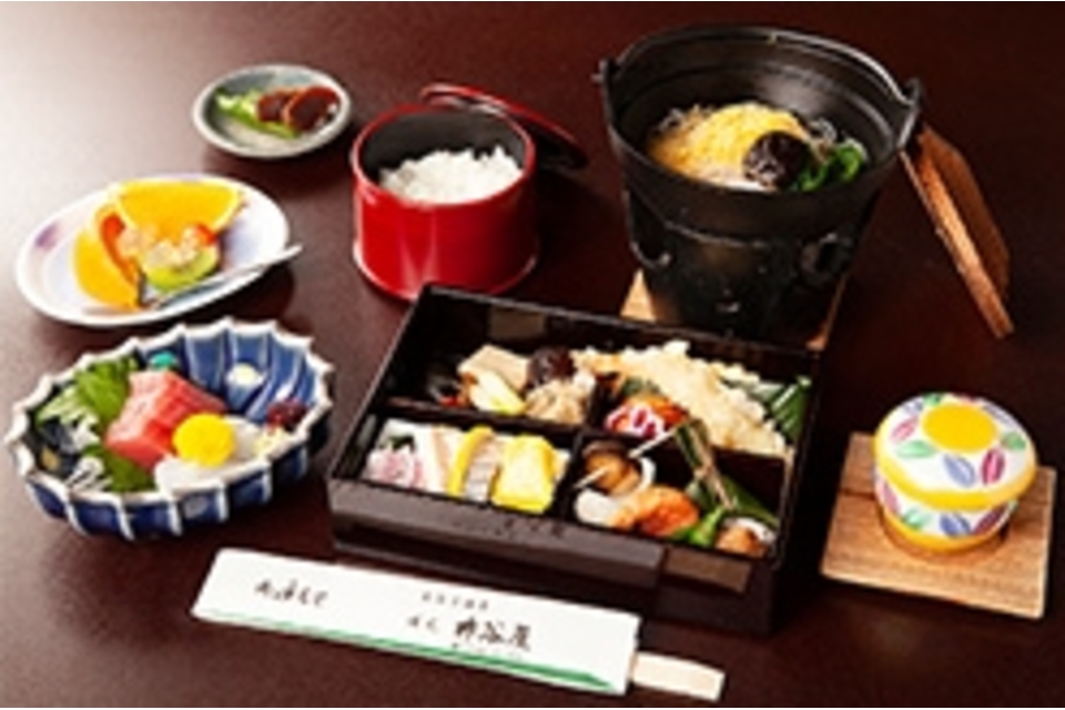 令和8年 春の旅🌺 奈良大和花寺めぐり「長谷寺の牡丹」と「室生寺の石楠花」の商品画像01